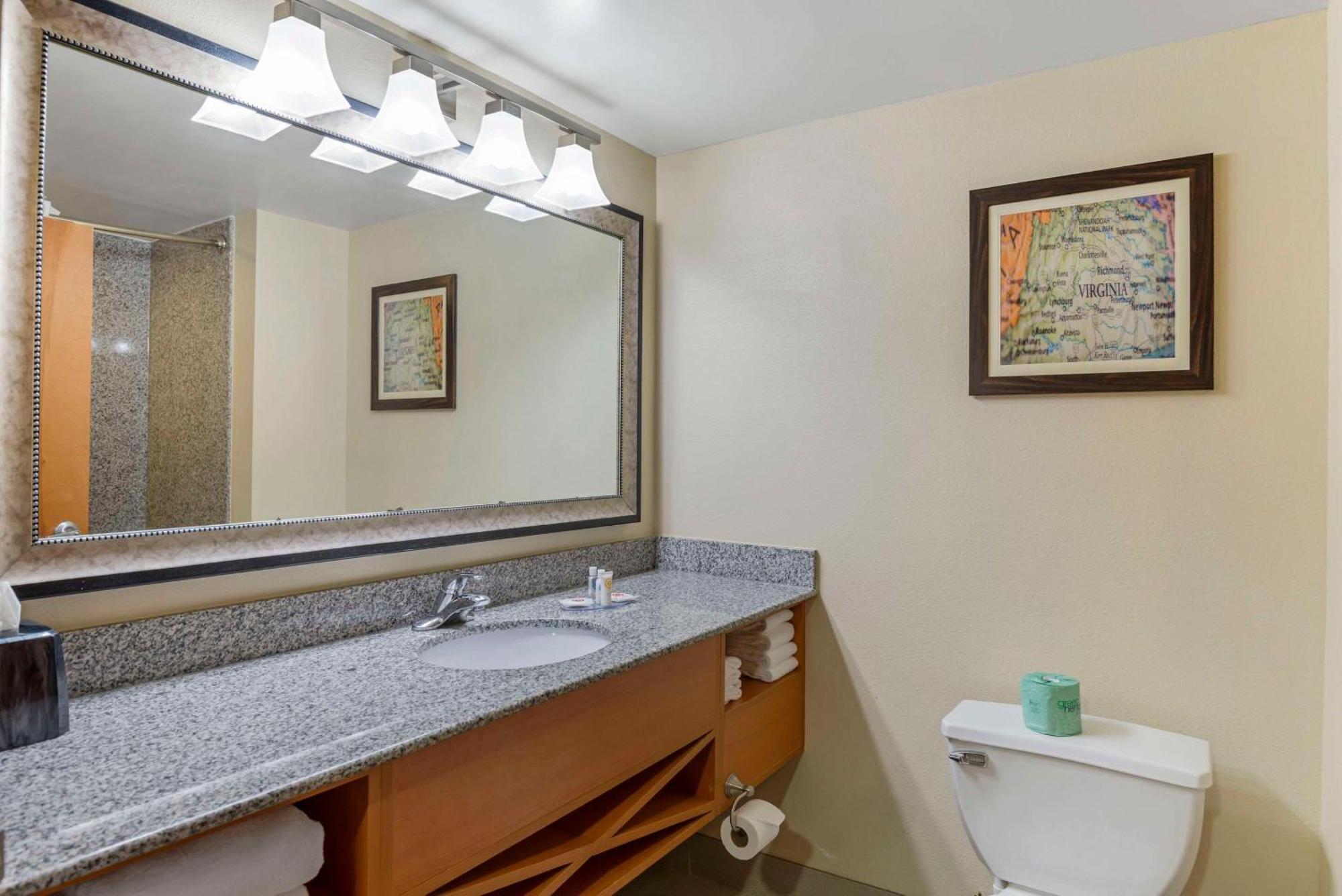 Hotel Comfort At Virginia Center Commons Glen Allen
